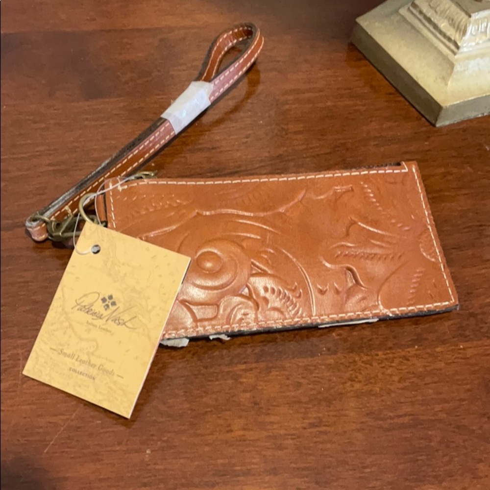 Patricia Nash NWT Almeria Change Purse in Florence
